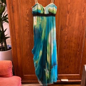 BCBG MAXAZRIA gown size 4.